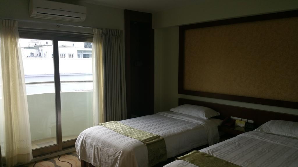 City Star Hotel Γιανγκόν Εξωτερικό φωτογραφία
