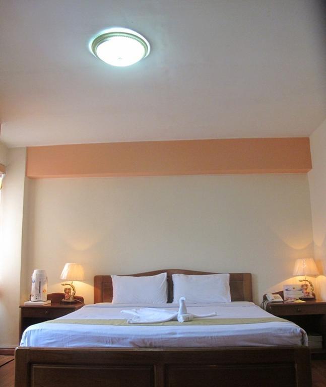 City Star Hotel Γιανγκόν Δωμάτιο φωτογραφία