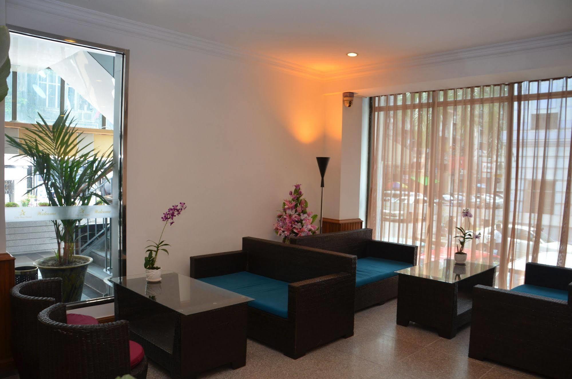 City Star Hotel Γιανγκόν Εξωτερικό φωτογραφία