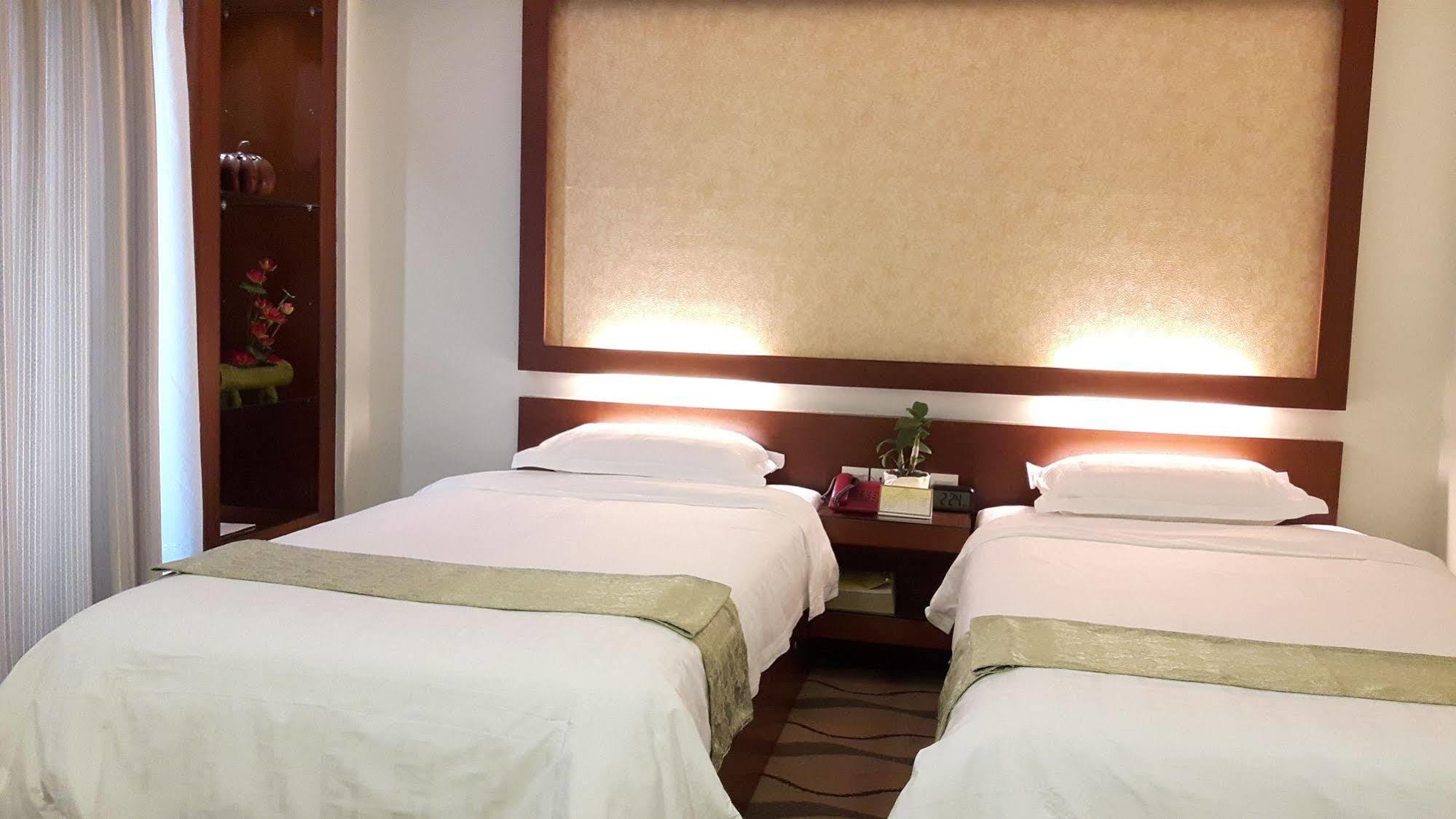 City Star Hotel Γιανγκόν Εξωτερικό φωτογραφία